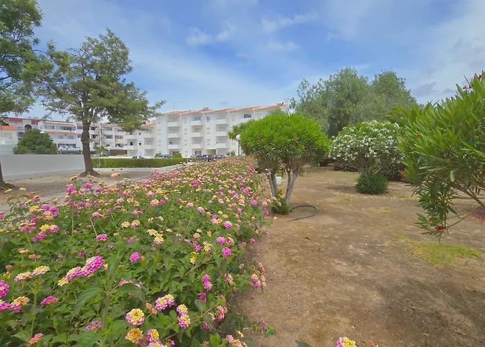 Eulalia With Pool And 5 Minutes From The *