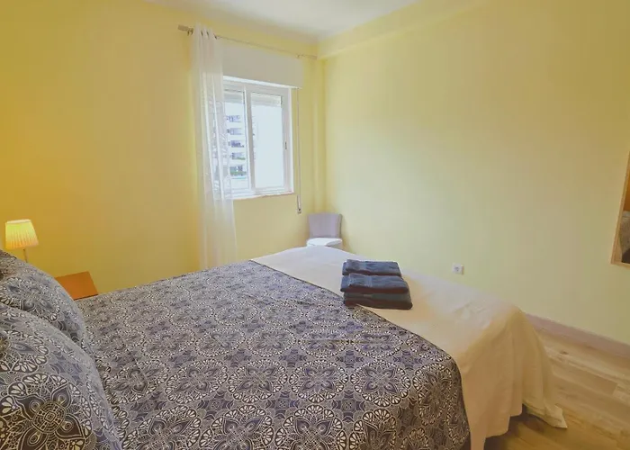 Eulalia With Pool And 5 Minutes From The Albufeira