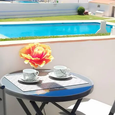 Apartment Eulalia With Pool And 5 Minutes From The *