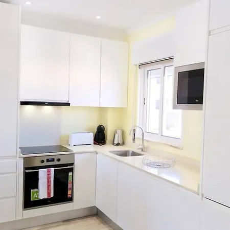 Apartment Eulalia With Pool And 5 Minutes From The *