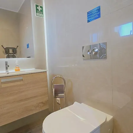 Eulalia With Pool And 5 Minutes From The